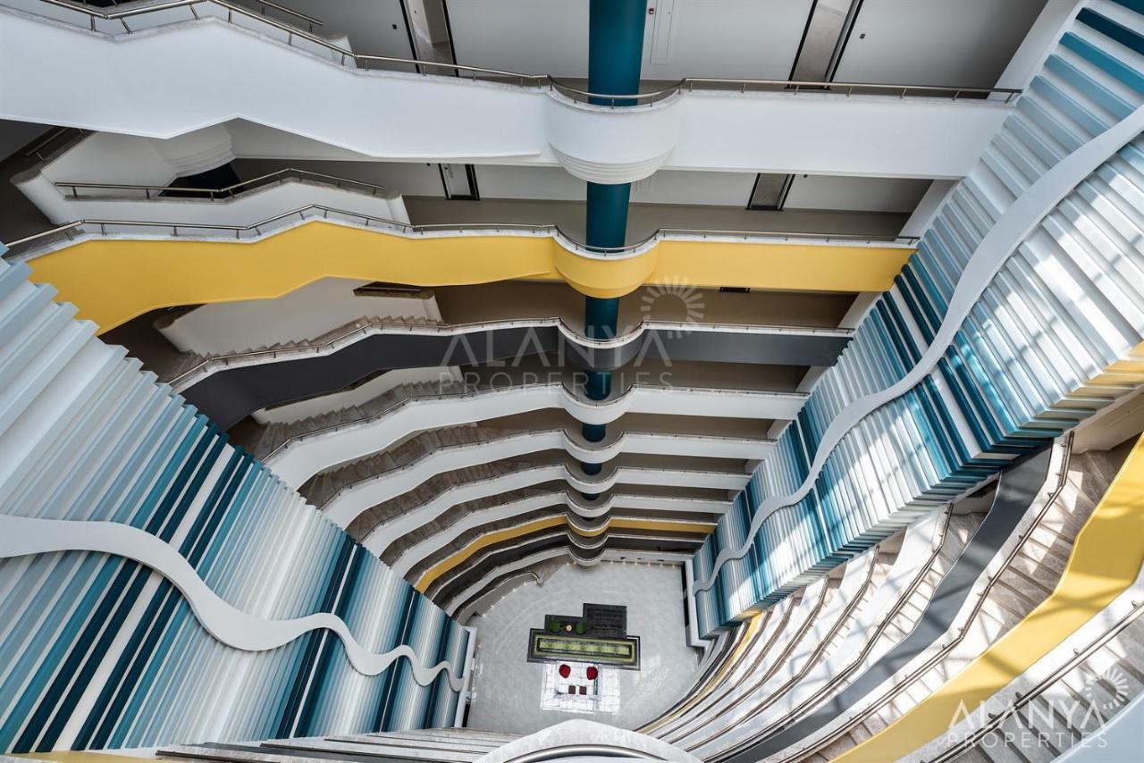 Konak Seaside Tower-King'S Apartments マフムトラール エクステリア 写真